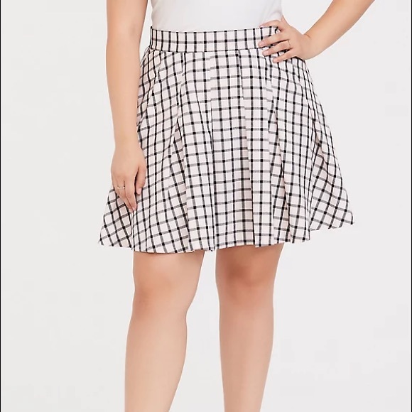 Pink and black plaid twill skater skirt - Picture 1 of 8